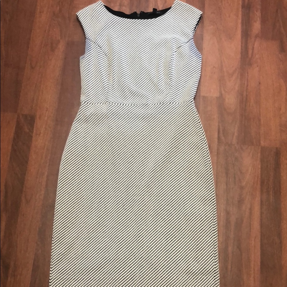 Black And White Work Dress - Size 8